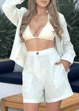 PIETER PETROS ® Linen Ladies Set - Mint Green Linen Ladies Set - Very Comfortable - Perfect for the Beach Peter Petros peterpetros PieterPetros sustainable luxury fashion designer brand natural fabrics natural fashion