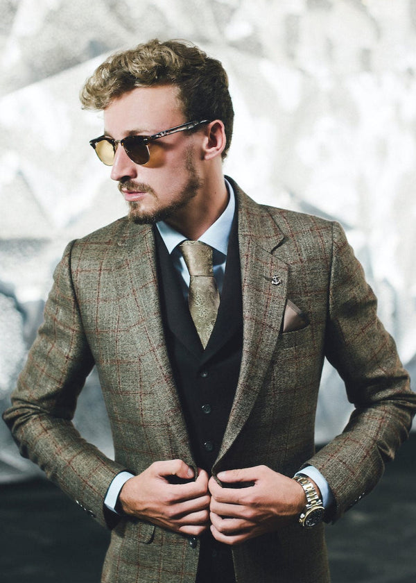 PIETER PETROS STORE PP Outfit PIETER PETROS ® Exclusive Outfit PIETER PETROS ® EXCLUSIVE OUTFIT | BESPOKE SUIT Peter Petros peterpetros PieterPetros sustainable luxury fashion designer brand natural fabrics natural fashion